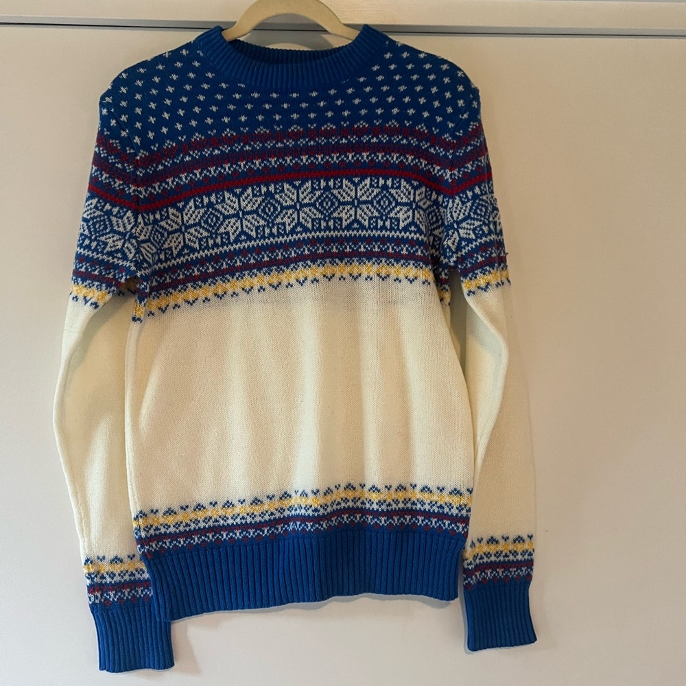 Vintage Ski Christmas Sweater Medium
